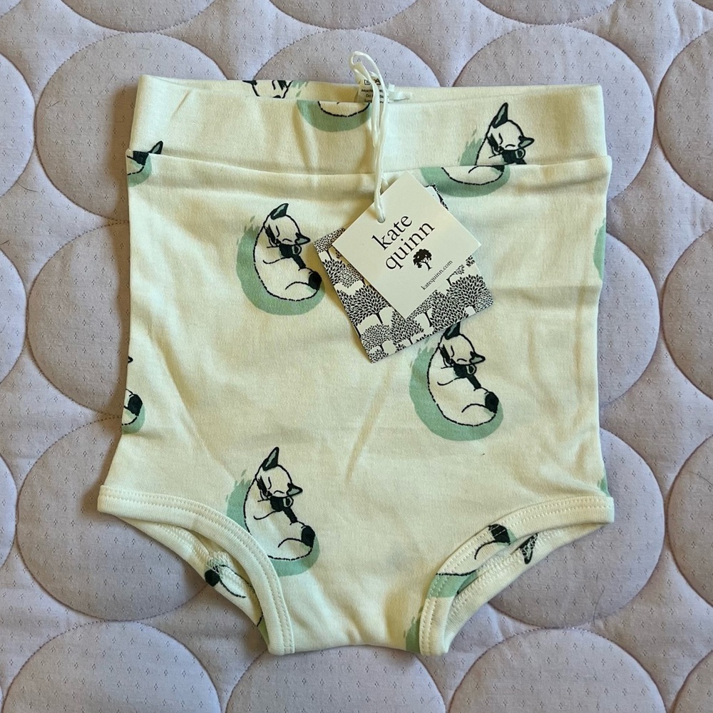 Kate Quinn - Cat Bloomers